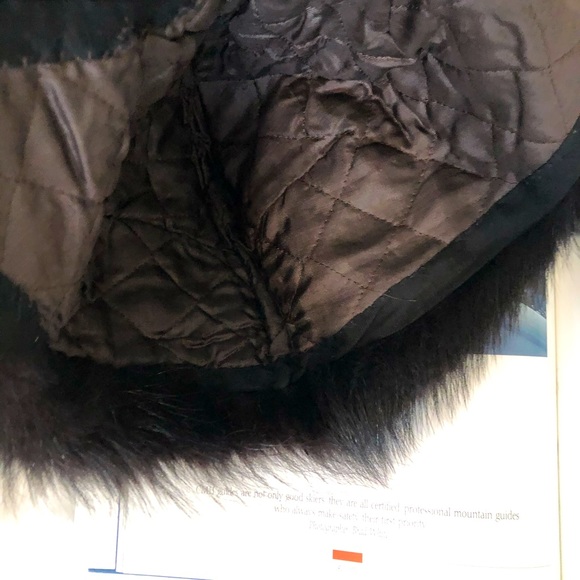 Vintage Black Fur Hat - Picture 10 of 11